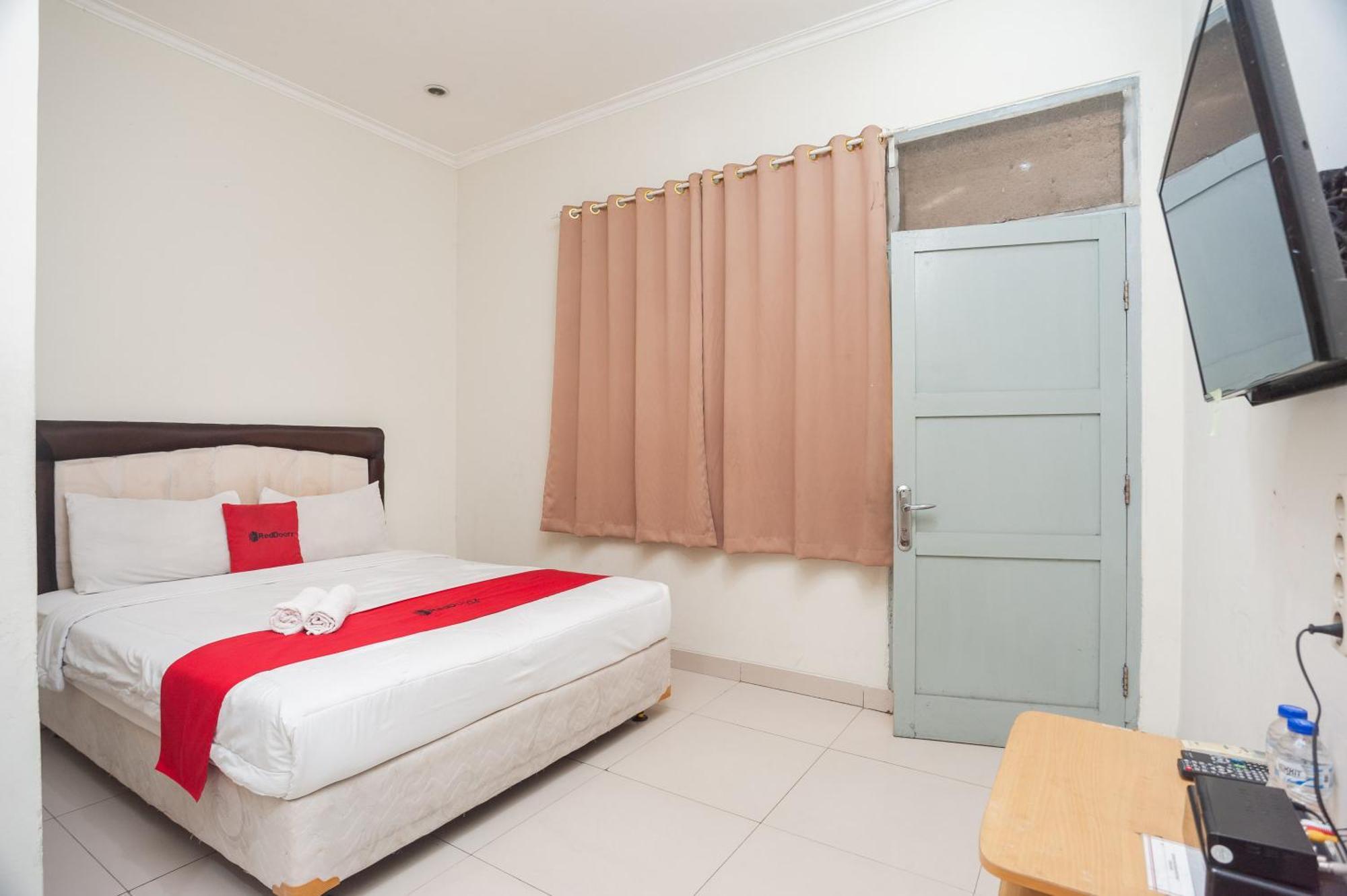 Reddoorz Plus Near Rs Pmi Bogor Eksteriør billede