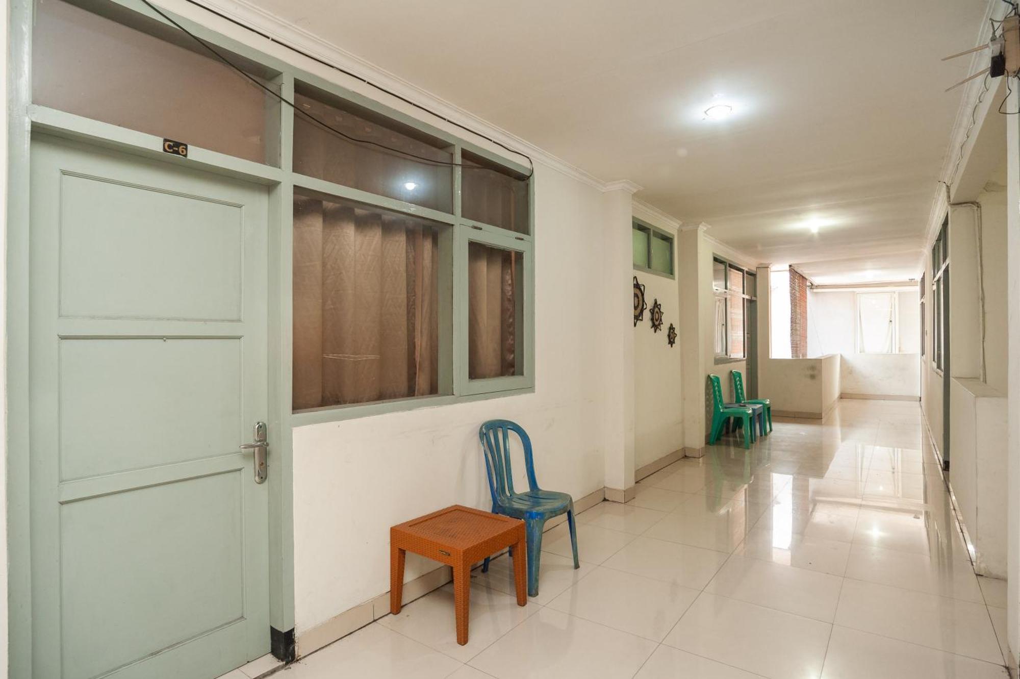 Reddoorz Plus Near Rs Pmi Bogor Eksteriør billede